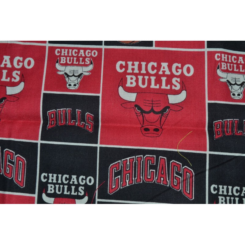 Chicago Bull boxes this is sold by the 1/4 yard